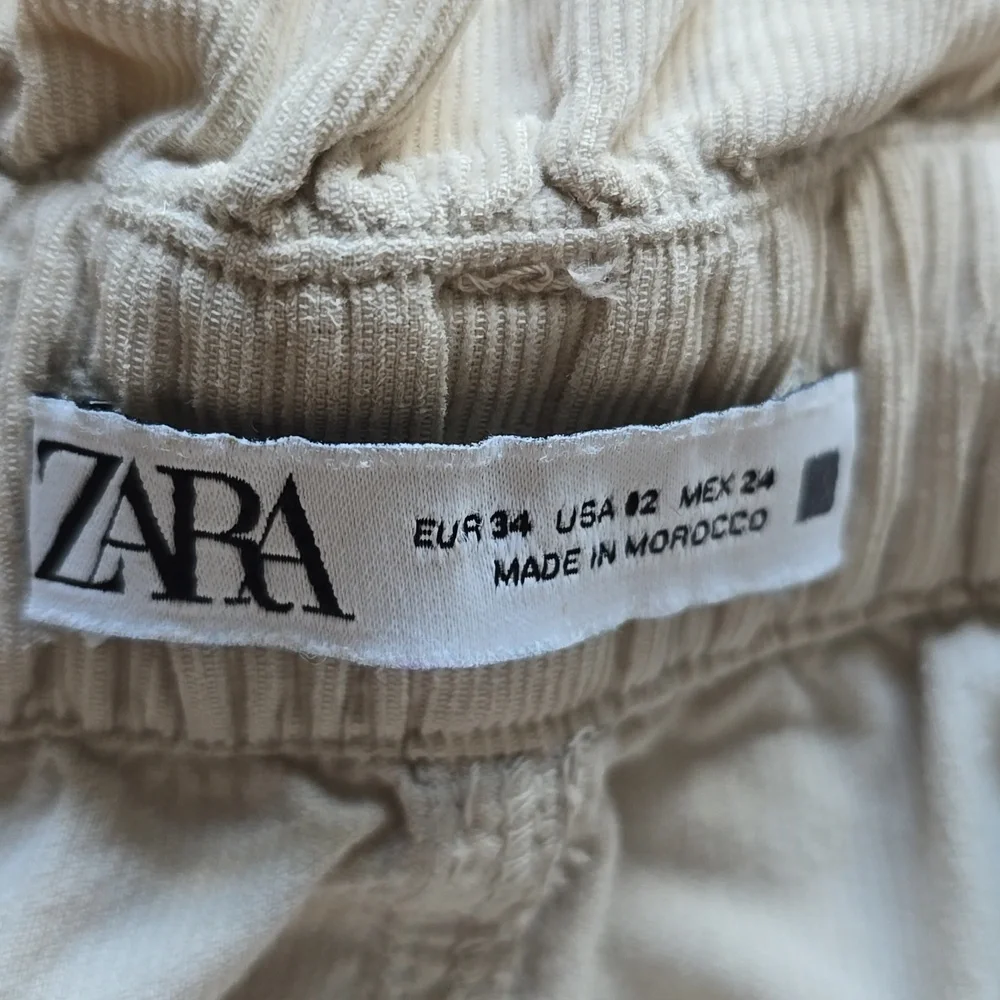Zara Women's Cream High-Waisted Pants - Picture 3 of 14